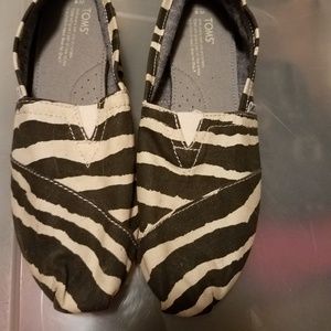 Zebra toms